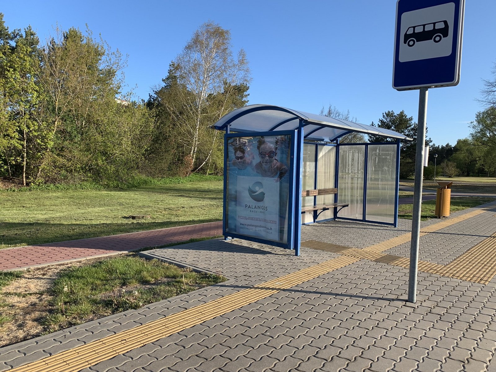 Stotelės vitrina – Vytauto g. (reabilitacinė ligoninė)